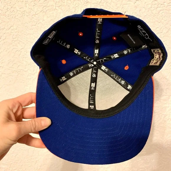 Knicks Baseball Cap - Picture 6 of 9